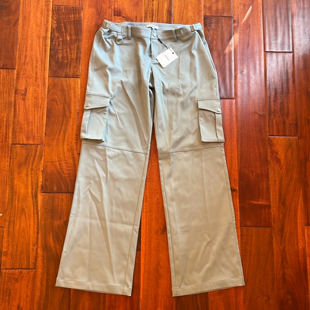 Miaou Low Rise Cargo pants, size Large